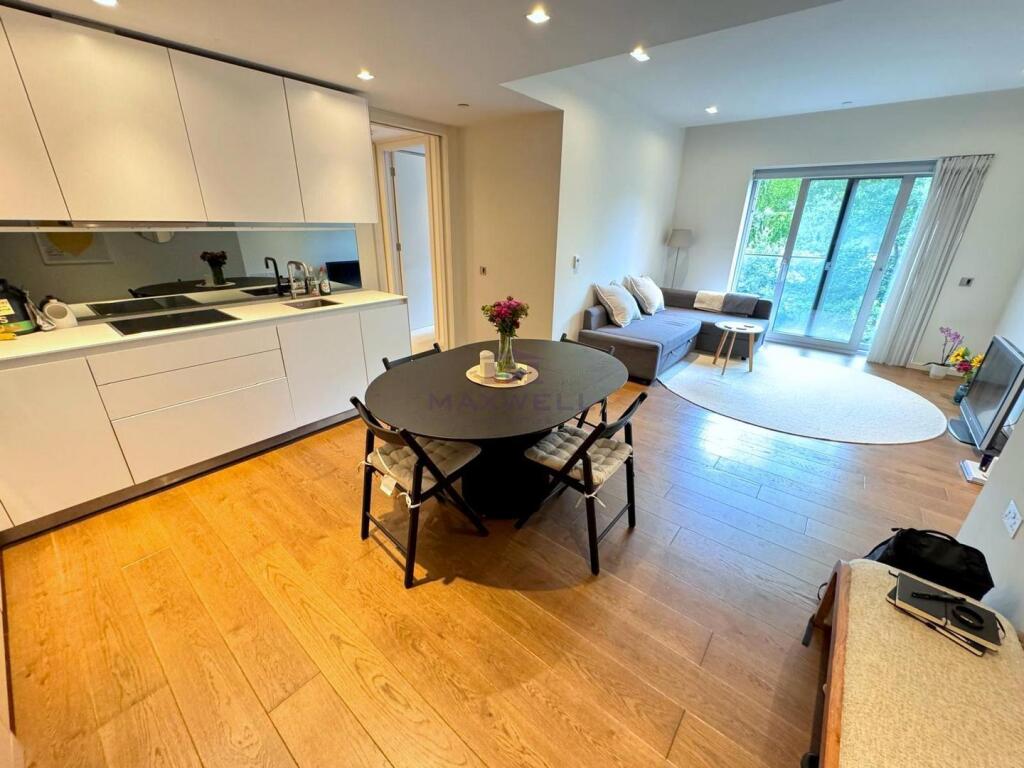 One bedroom for sale, Maxwellproperties.co.uk