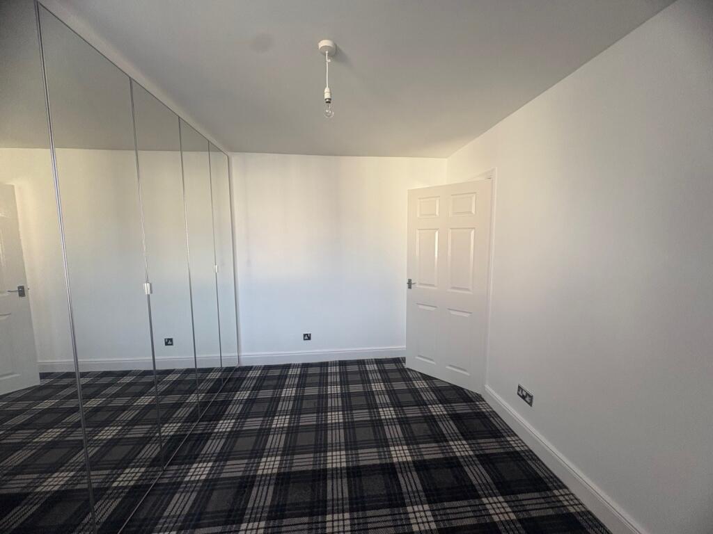 Bedroom_2_5