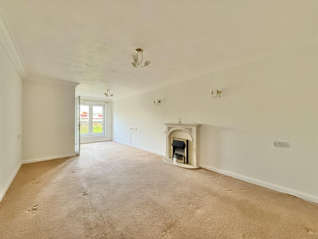 Pegasus Court, Heavitree, EX1