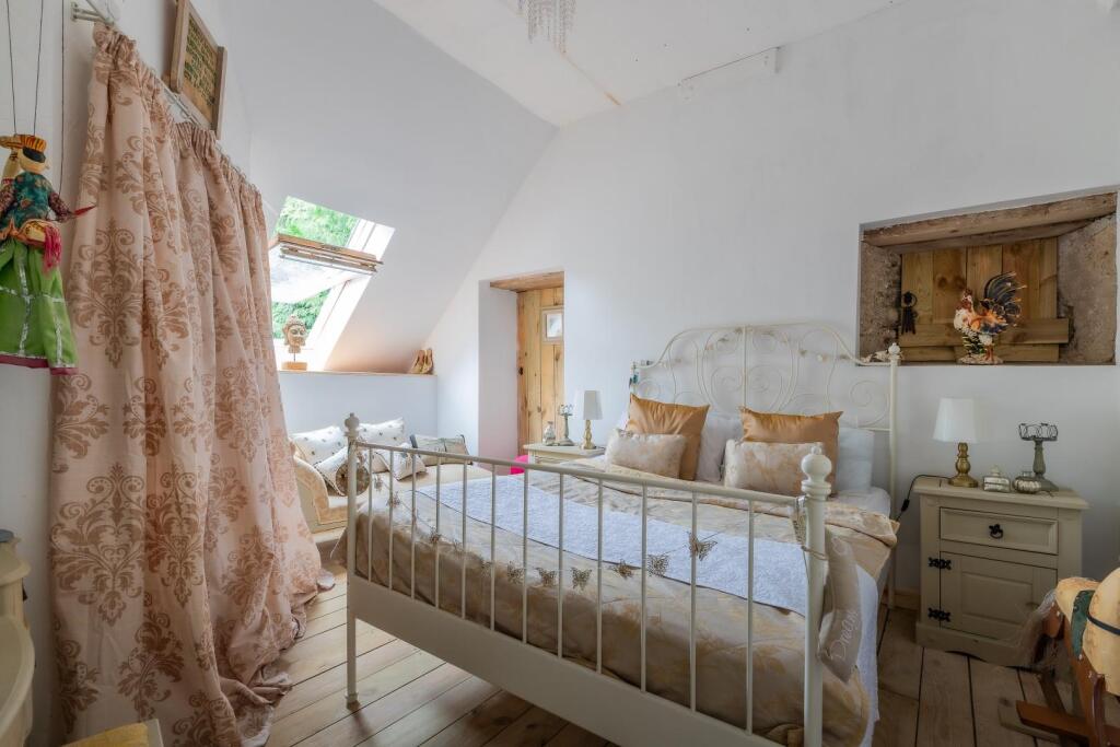 The Old Granary-3.jpg