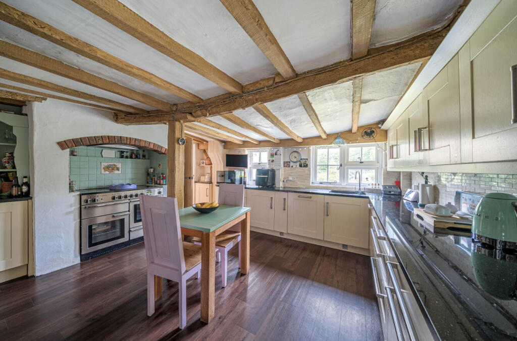 1319067-18-686568...