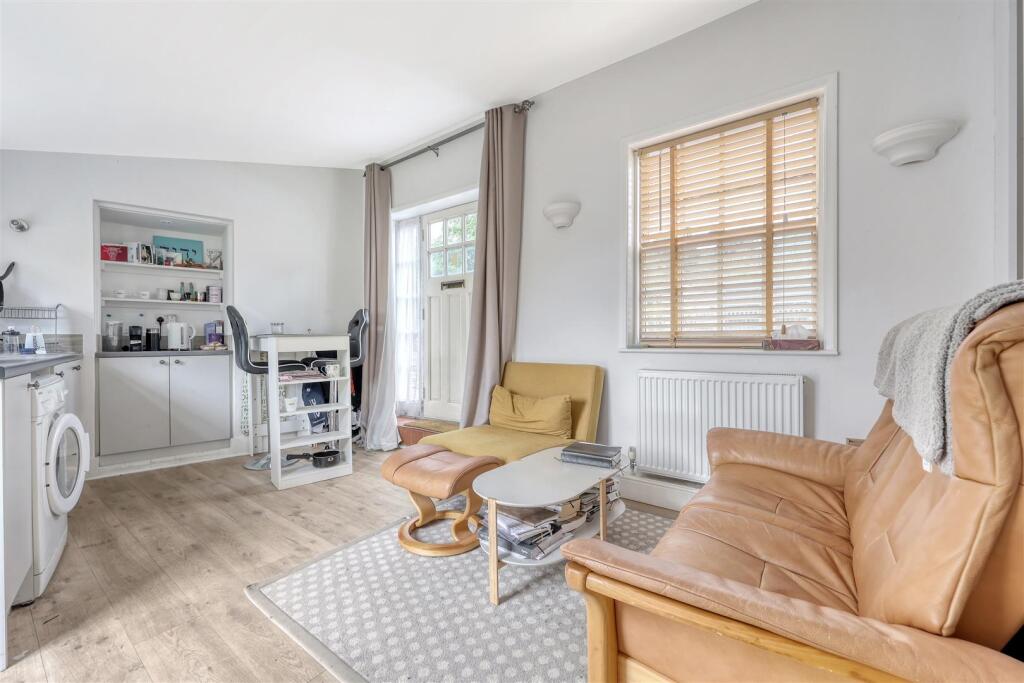 8v8a2495_23 copy 2.jpg