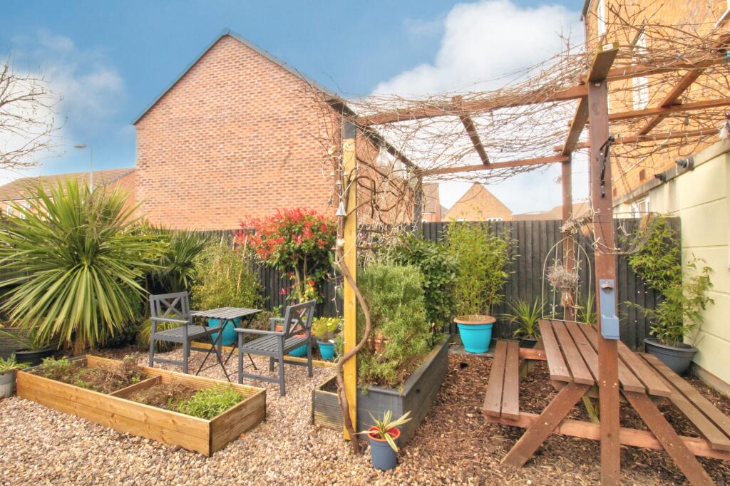 B82574D2-30A4-42EA-A34F-244FA95B4901