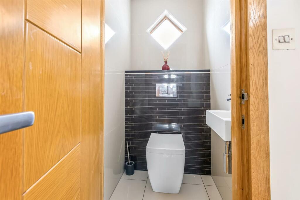 DOWNSTAIRS CLOAKROOM