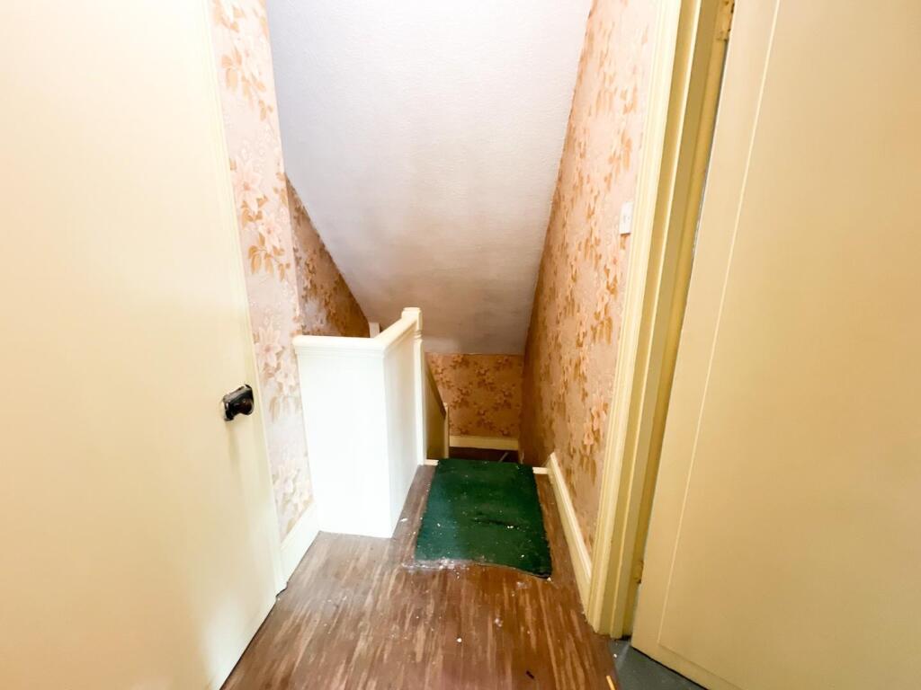 2nd Floor Landing