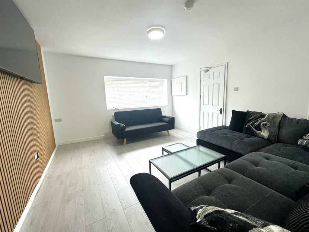 WhatsApp Image 2024-07-16 at 17.20.36_d2c24e76.jpg