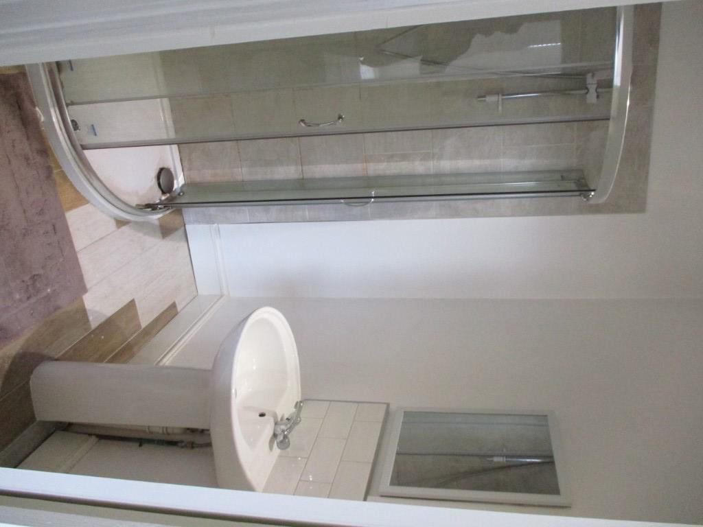 Front en-suite room