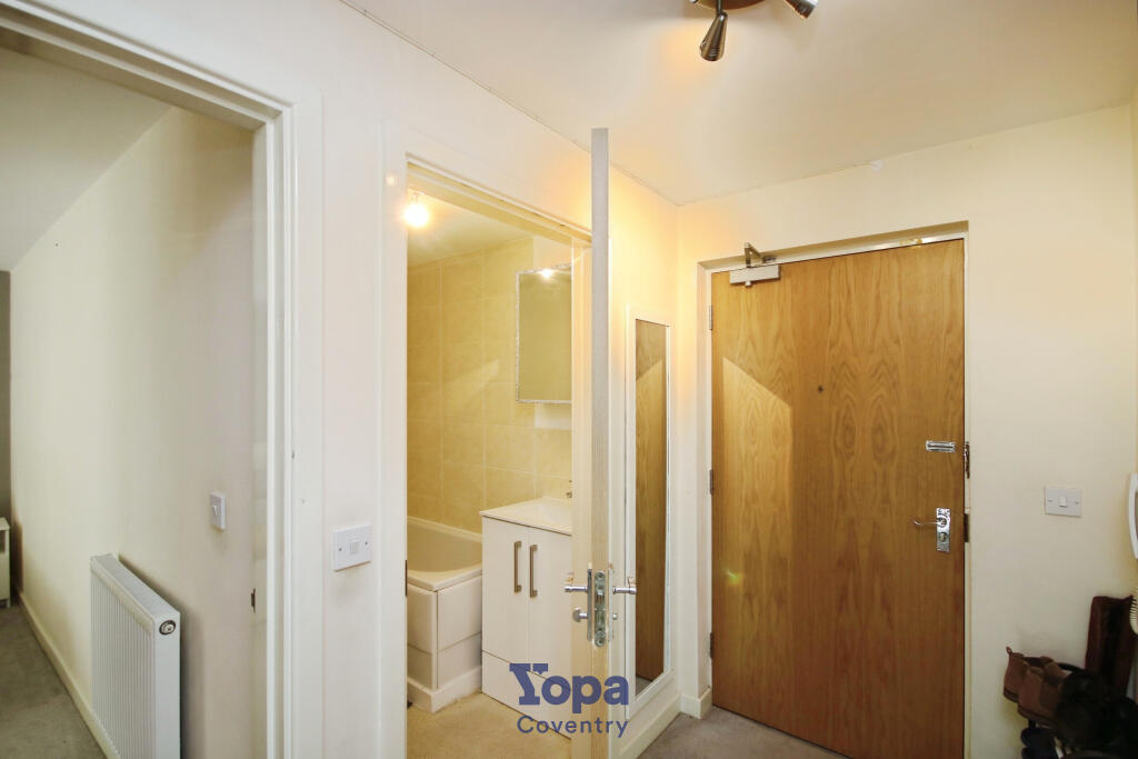 42b5e23e-Entrance 20Hall.JPG