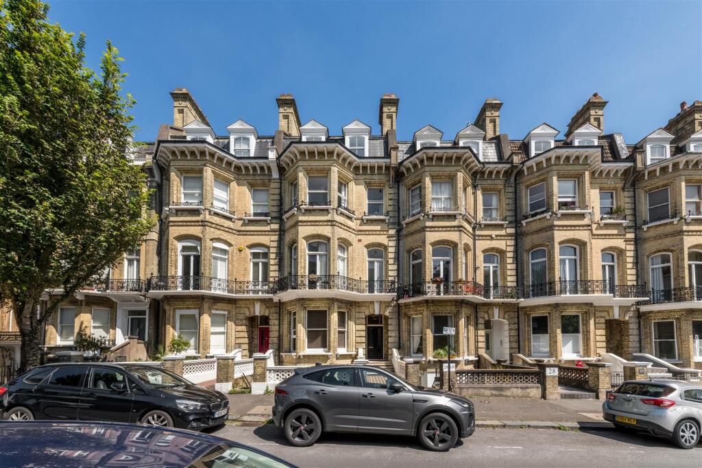 Flat 4, 30 First Avenue-20.jpg