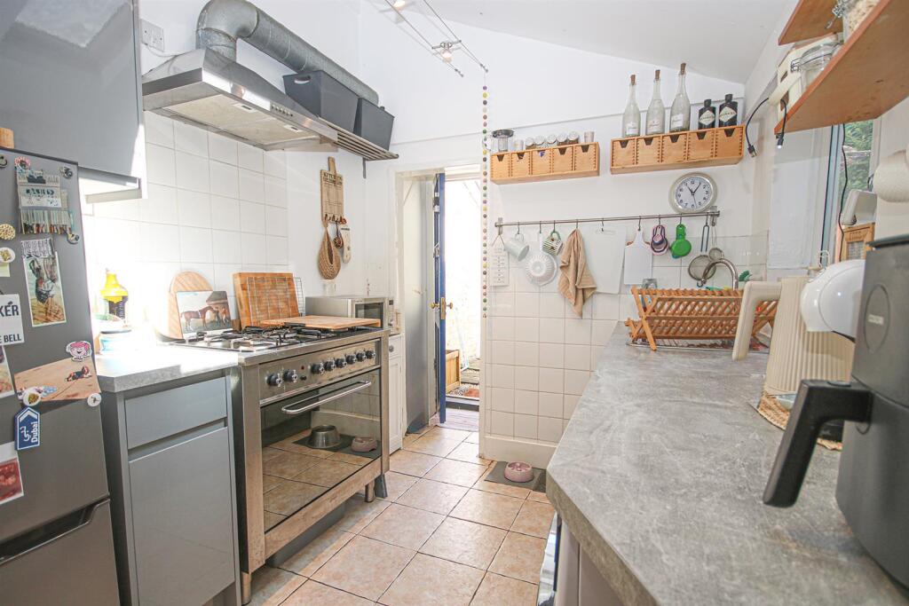 Kitchen.jpg