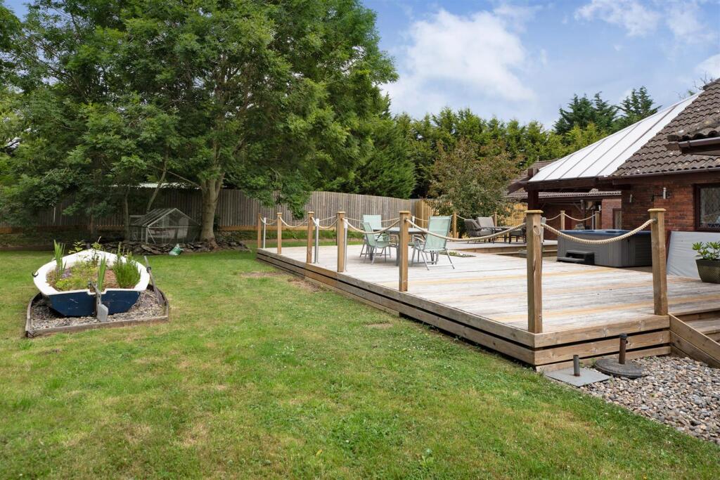 SpinnersMoon2025Spinners Moon (57)64.jpg