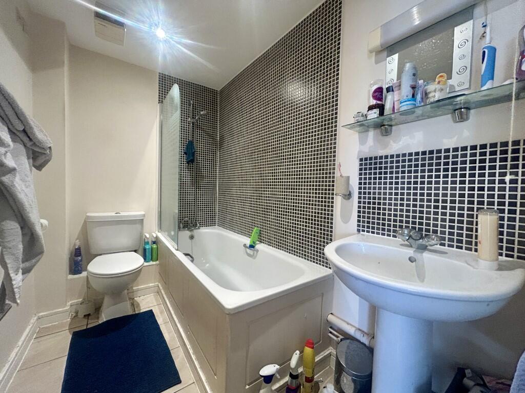 6  Medium  T202508131415.jpg