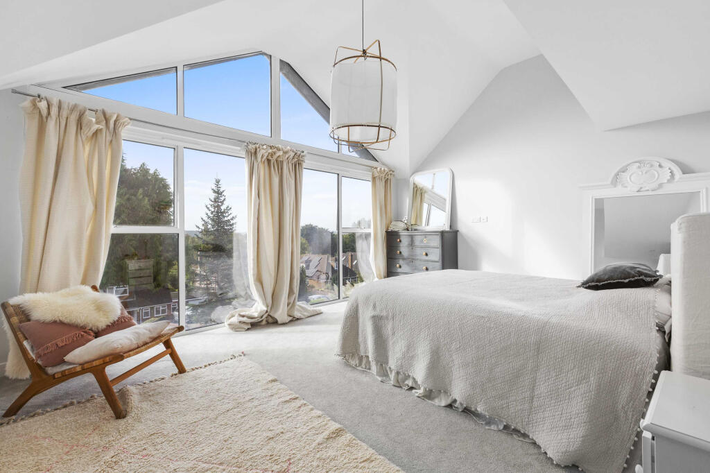Hill View House, 2a Hillside Road, SL7 3JY (LOW RE