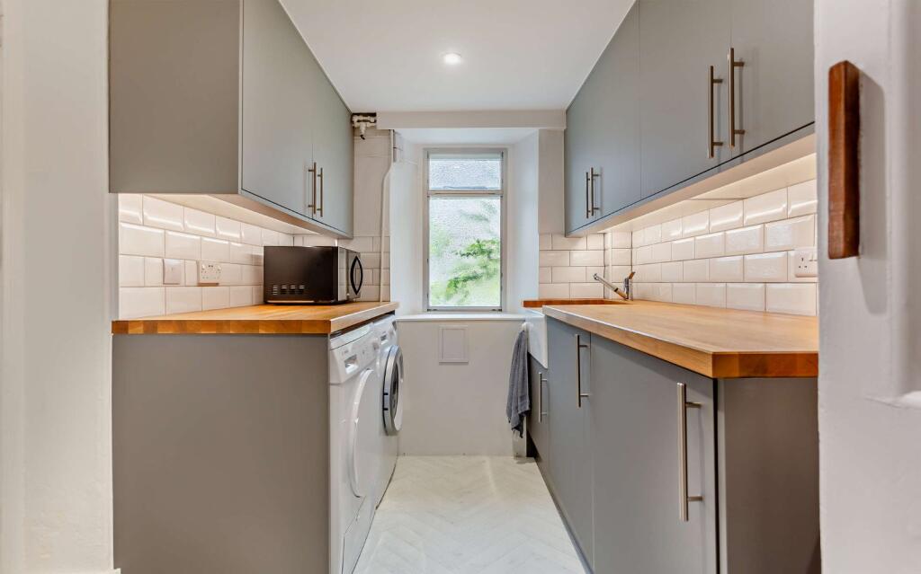 50 Old Edinburgh Rd
