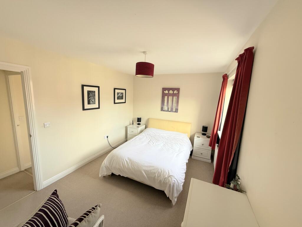 BC574ED2-43D8-4CEF-BFFF-769F20CFA189