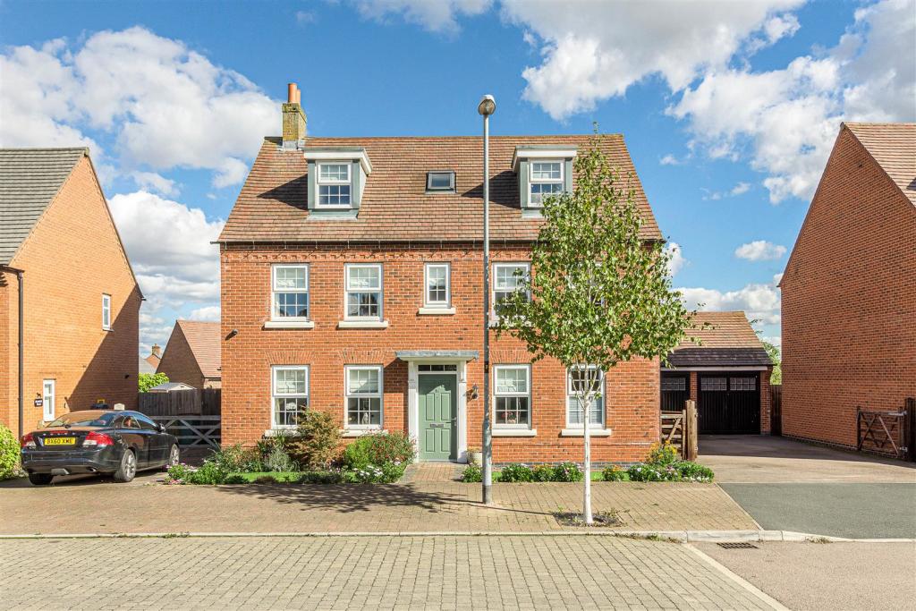 16 Dunbar Way [HIGHres] 001.jpg