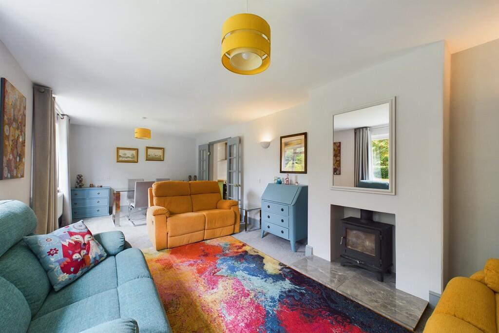 CAM01689G0-PR0401...