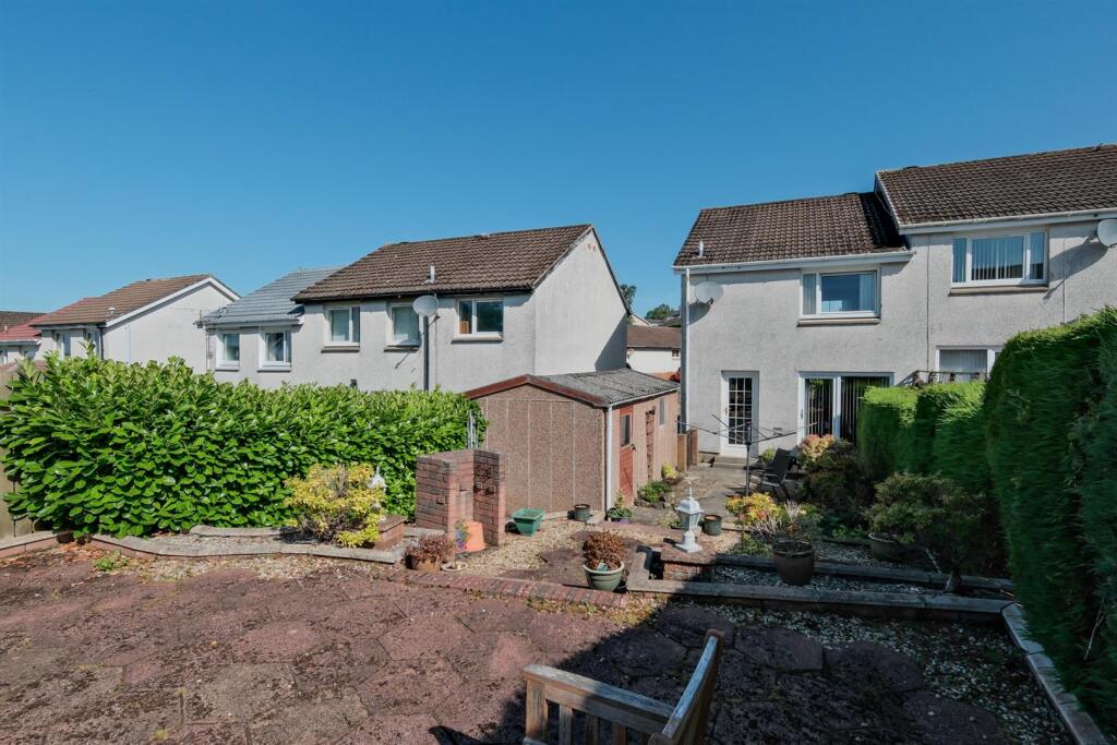 005-11 Whiteshaw Avenue, Carluke, ML8 5DF.jpg