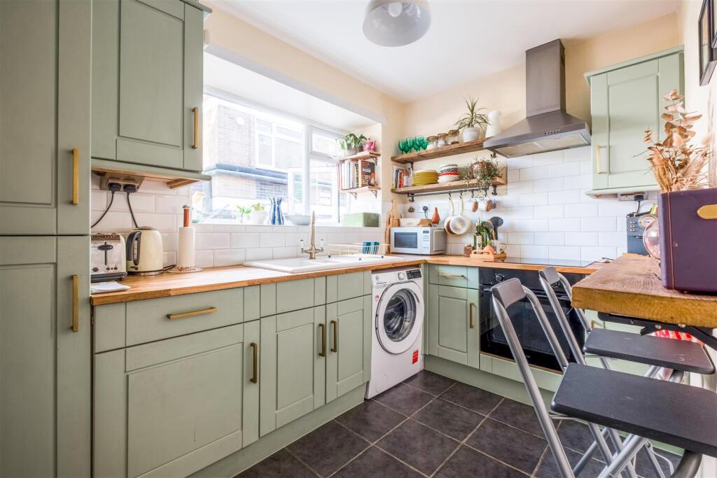 Flat 1, Palmeira House -2.jpg