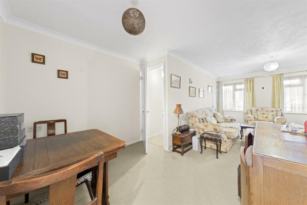 living room / dining room