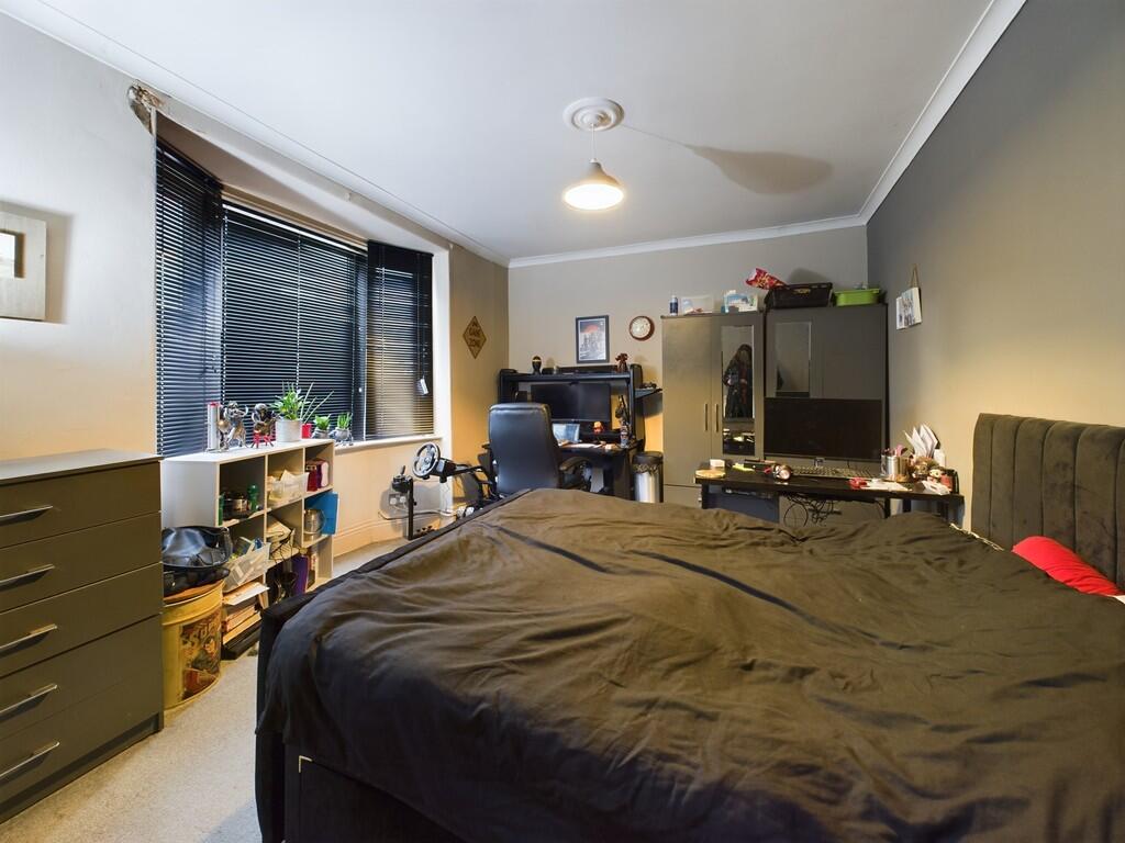 CAM01835G0-PR0131...