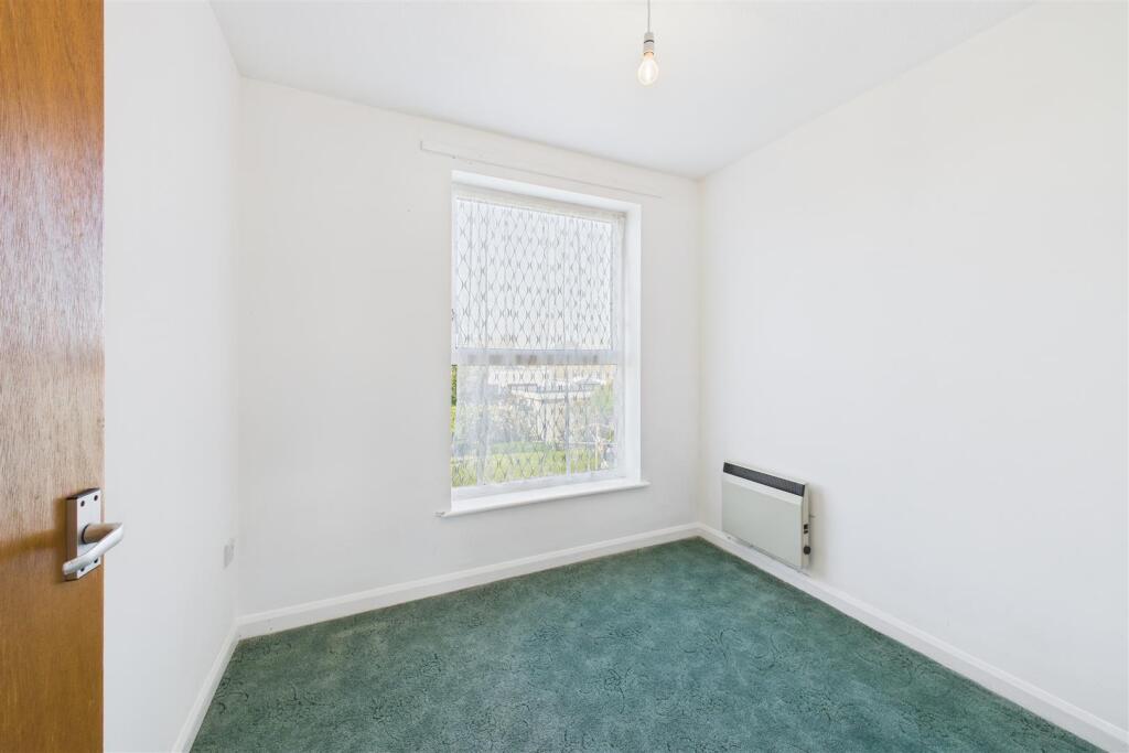7 Carmython Court Study