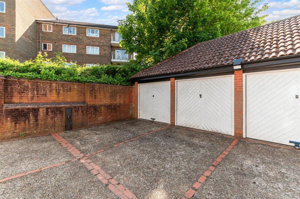 UPPER DUNNYMANS,1 (17).jpg