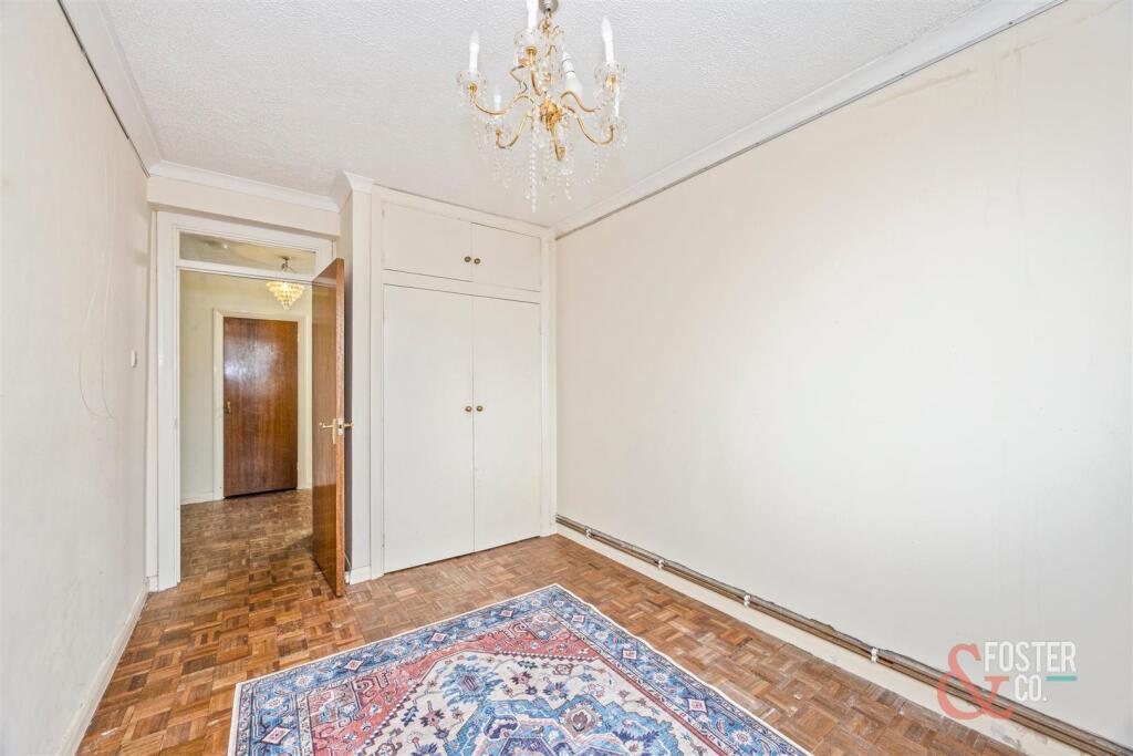 The Drive, 37-39, Grove Court, Flat 36_002.JPG