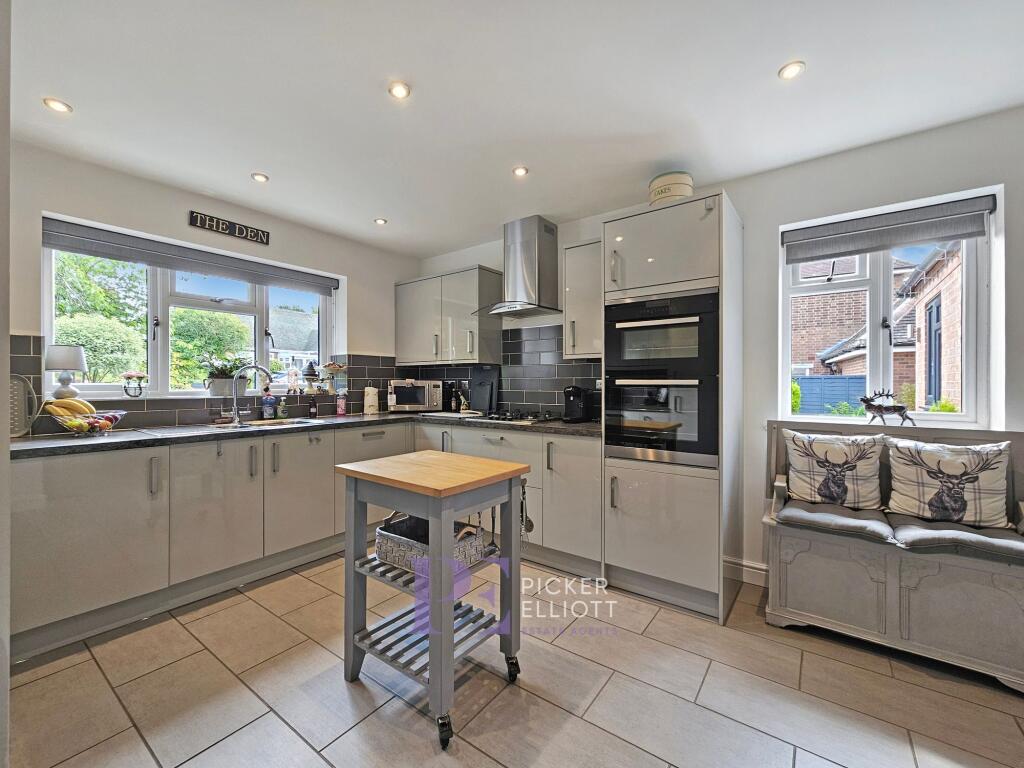 Contemporary kitchen