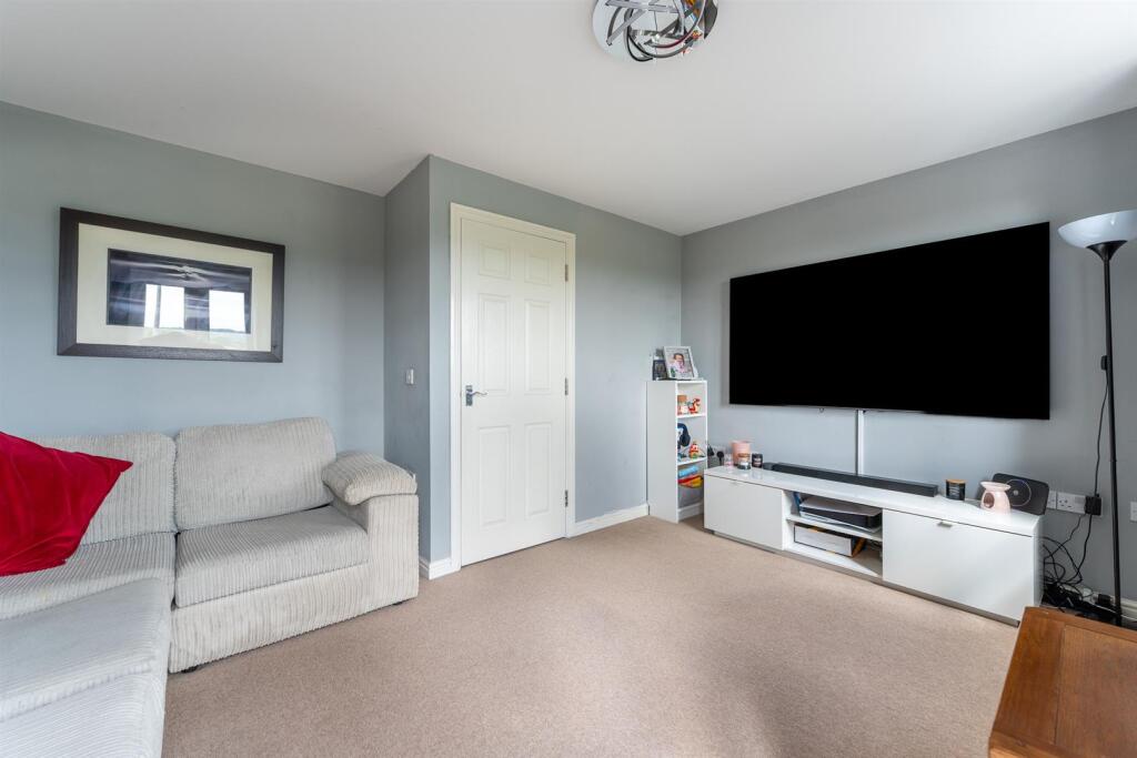 29 Hayward 18.jpg