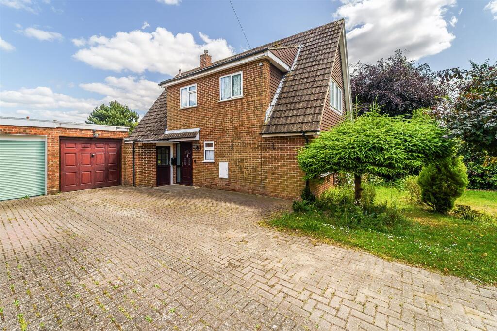 THE BRINDLES, 12 (3).jpg