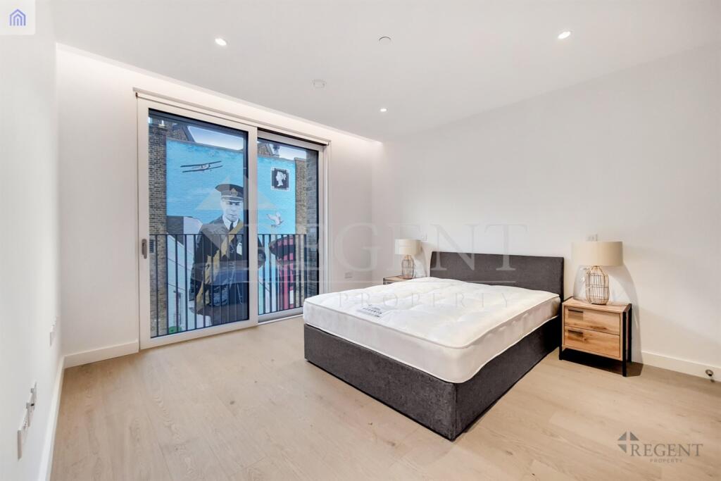 Main bedroom 