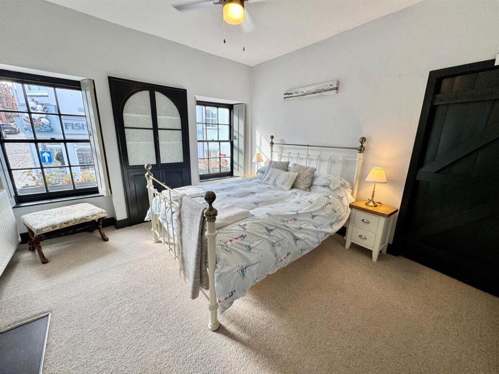 PHOTO-2025-10-11-10-18-39 (10).jpg