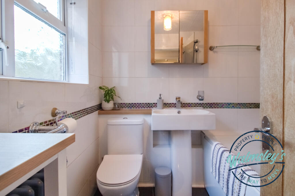 Three piece ground floor bathroom