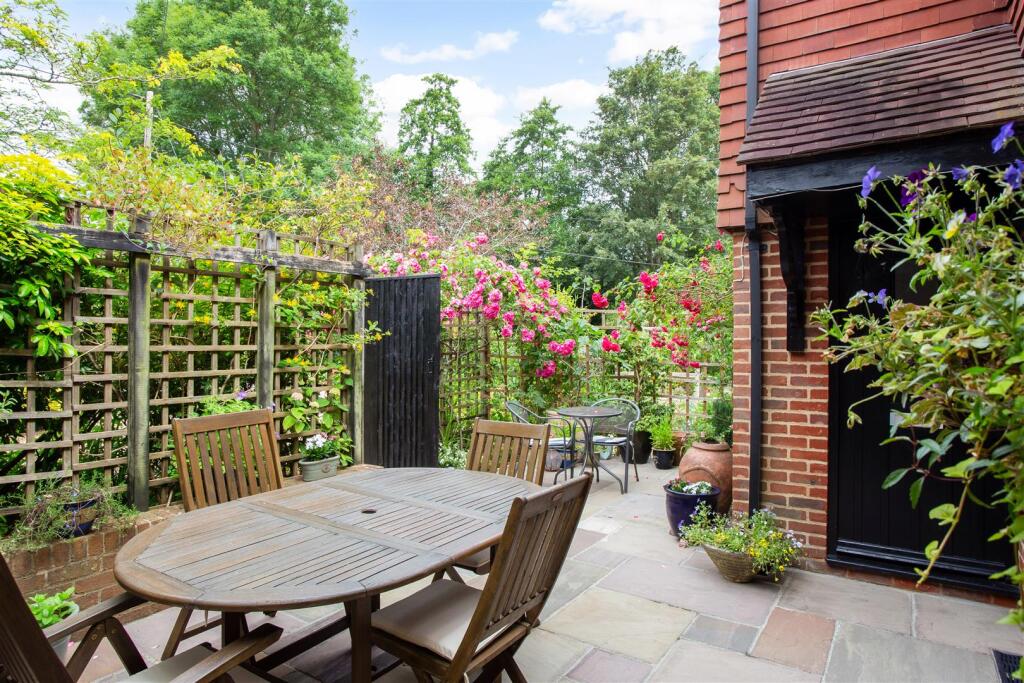 Loxwood 320391 (10).jpg