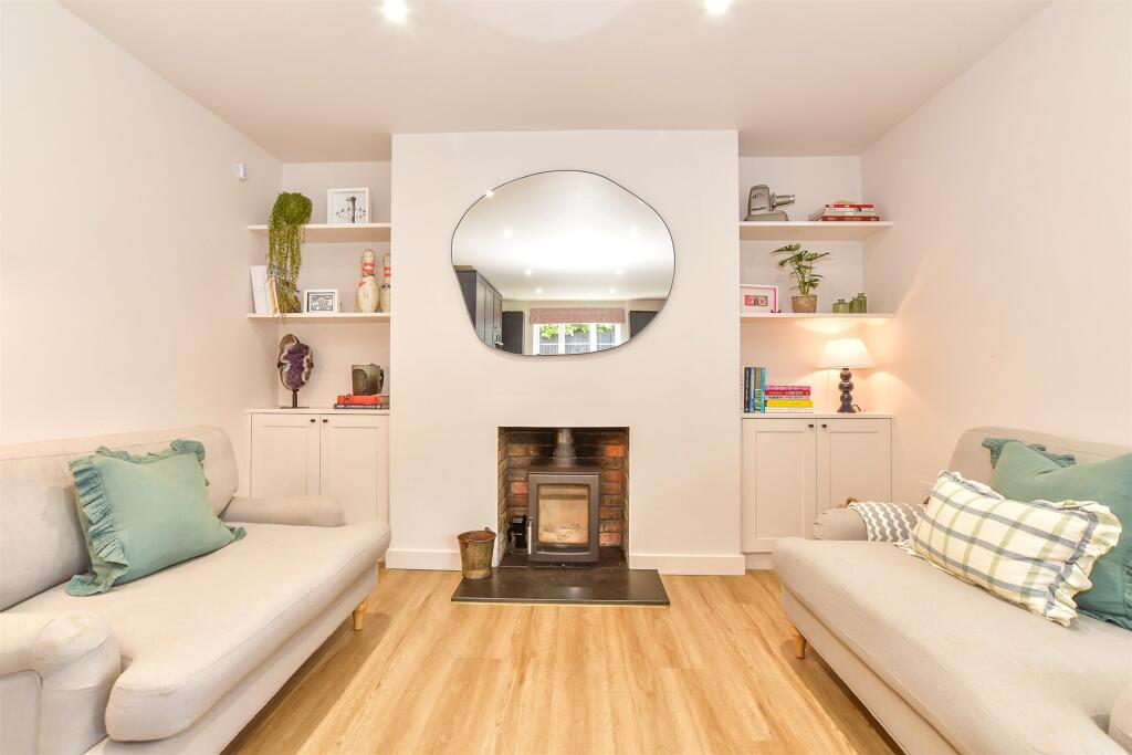 Kitchen/ Family Room