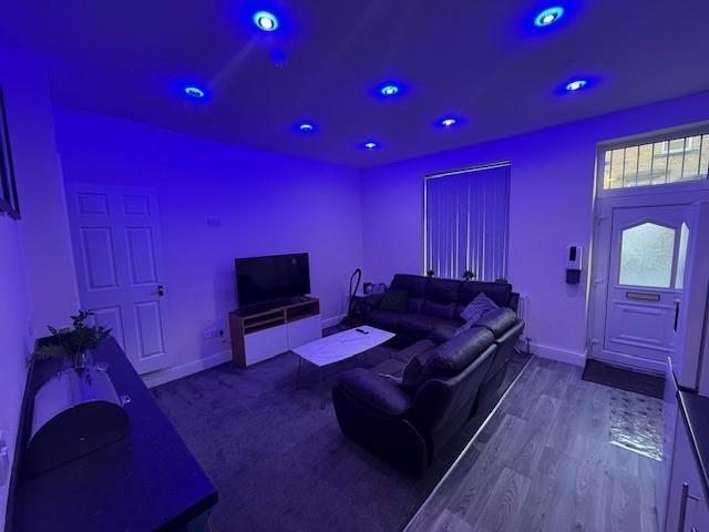 Open Plan Living room/kitchen