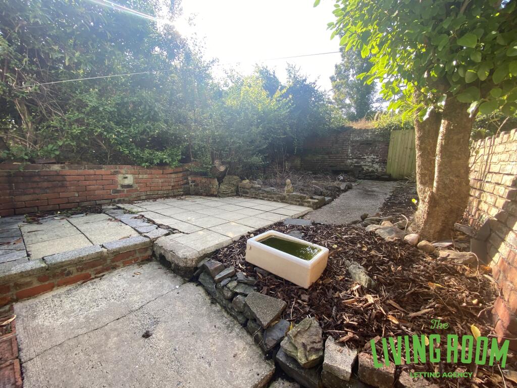 15S Garden