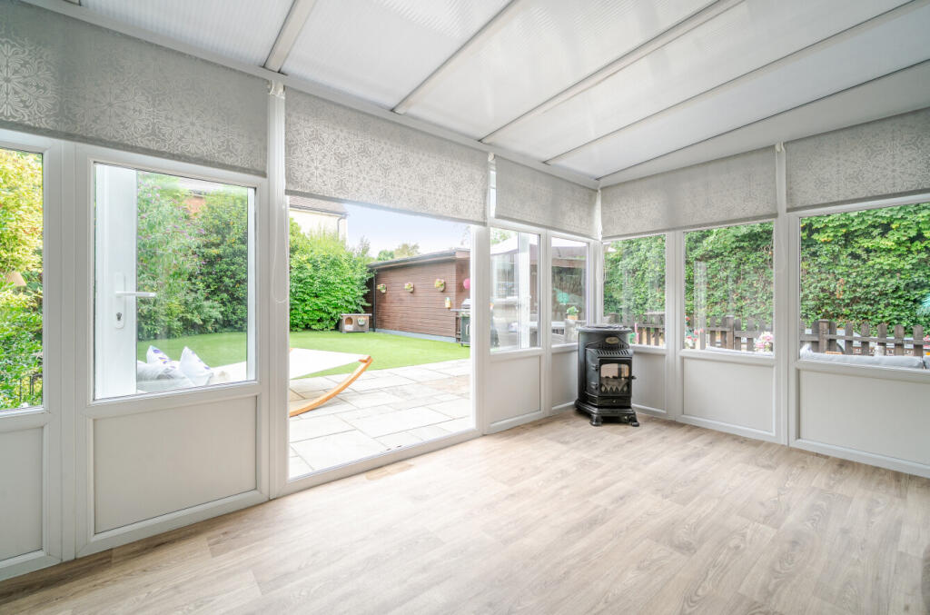 1328602-7-687f8e3...