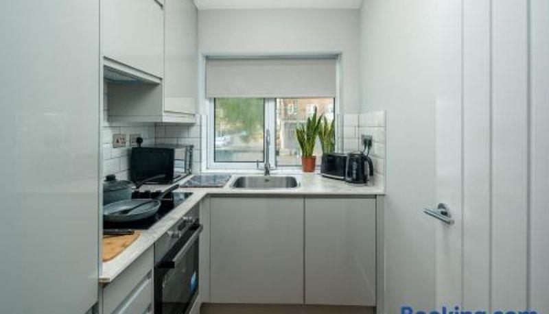 Skyline_Serviced_Apartments_-_Flat_B_Rockingham_Wa