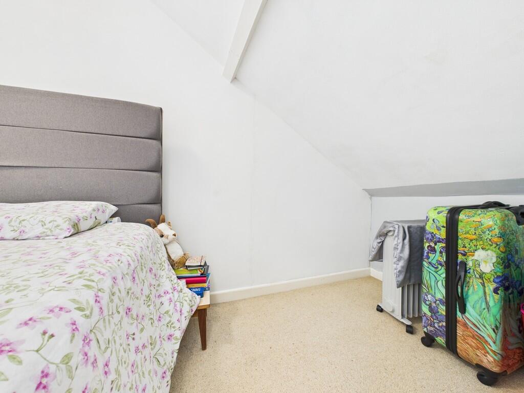 CAM03974G0-PR0113...