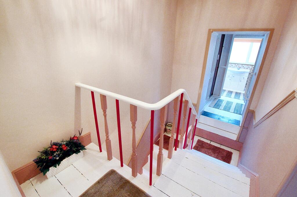 Landing T202510161237.jpg