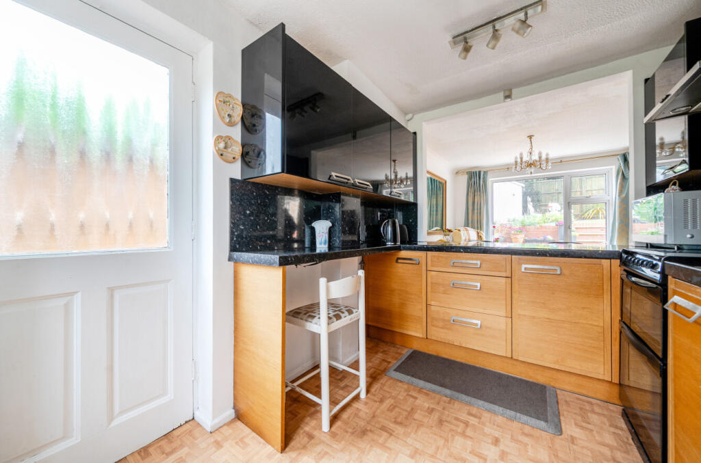 1307225-19-68481a...