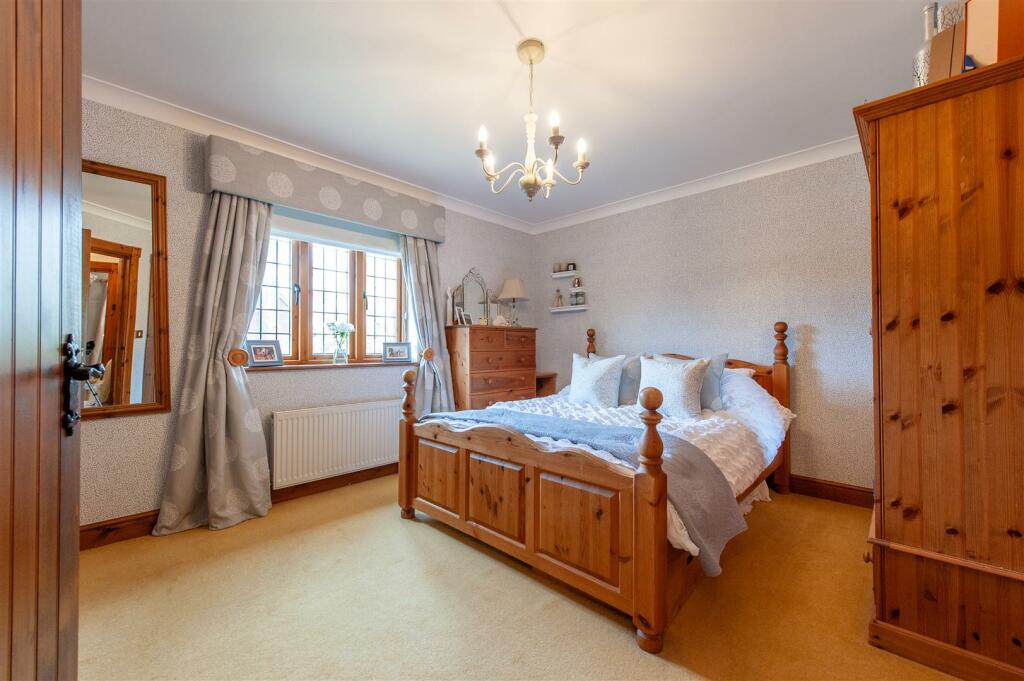 Bedroom 2.jpg
