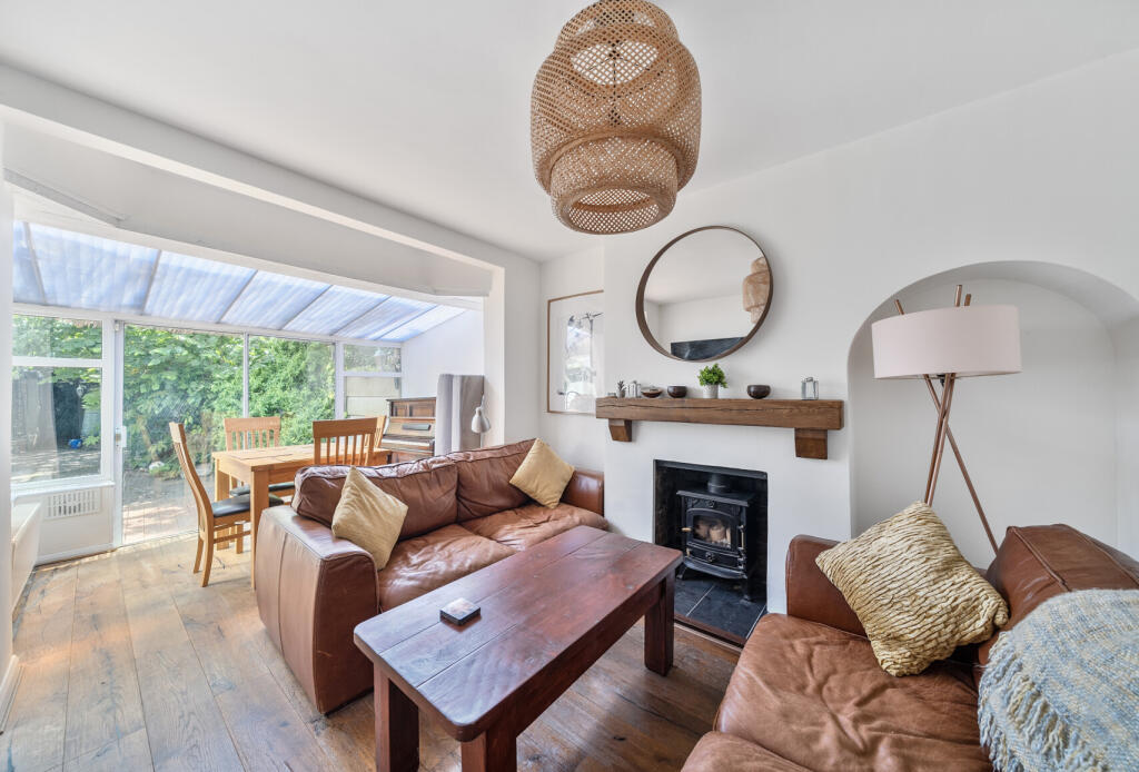 1315305-11-685977...