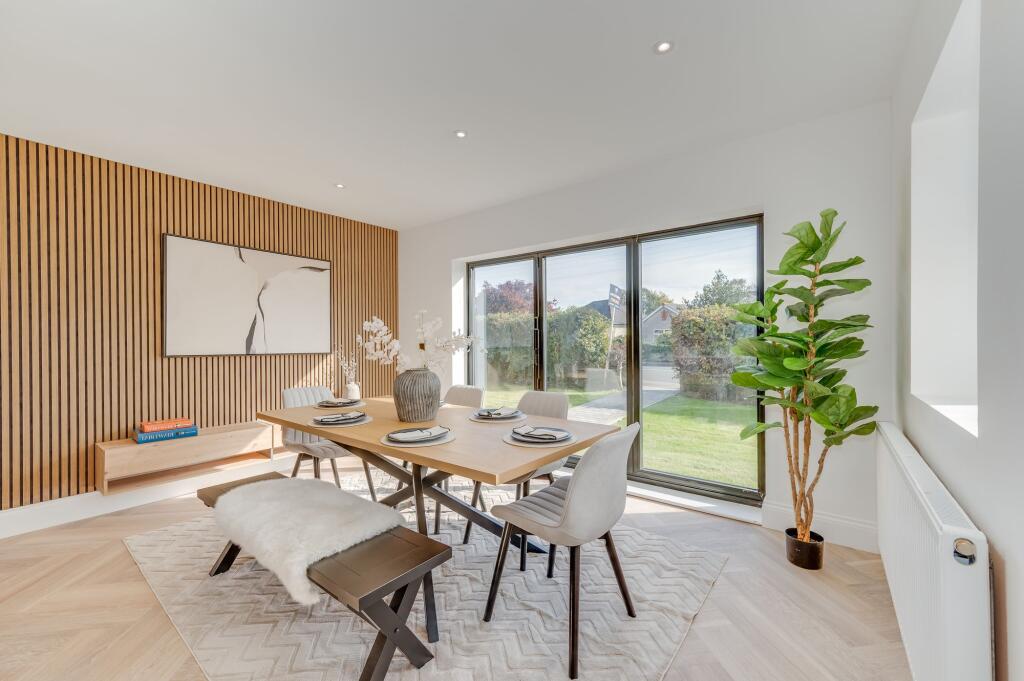OPEN PLAN KITCHEN/DINER