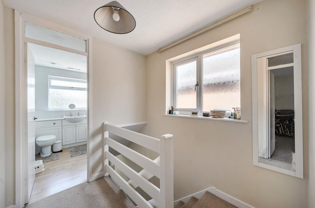 1317729-4-6866c9f...