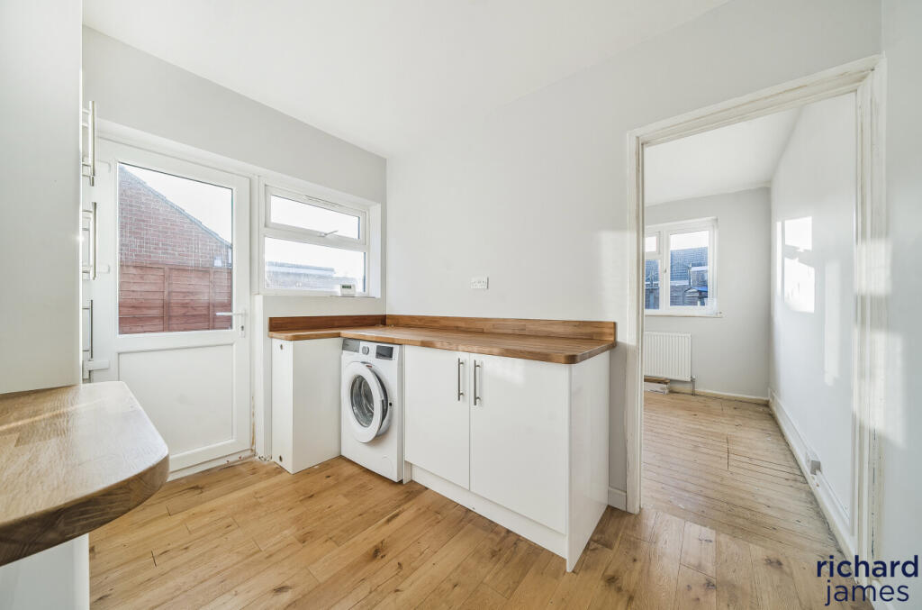 5739a4fb-b5b1-492...