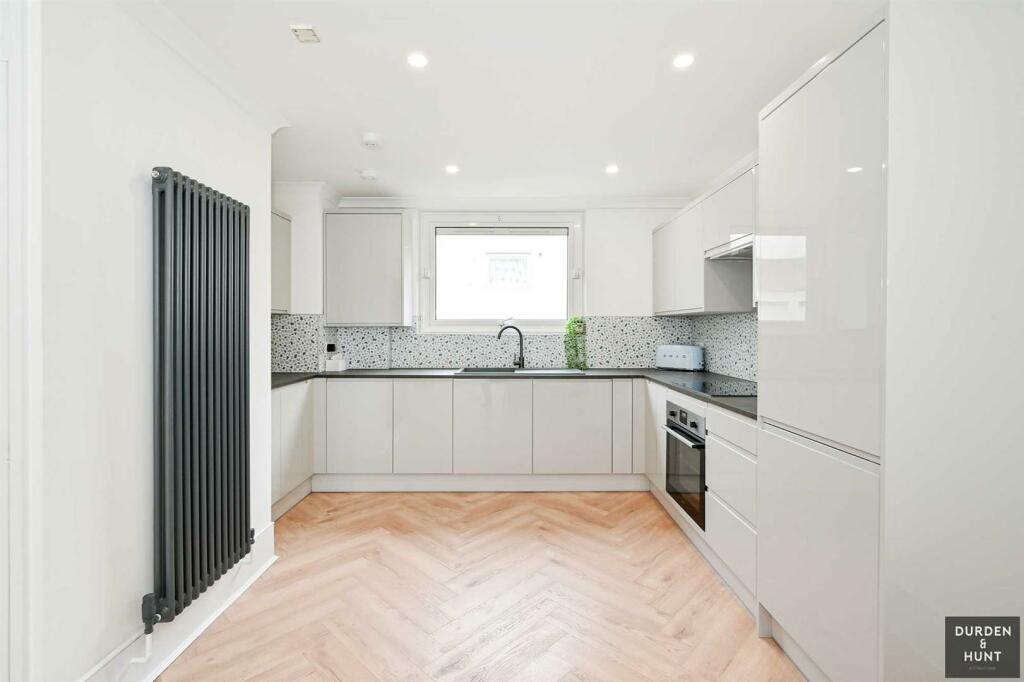 Barleycorn Way-1.JPG