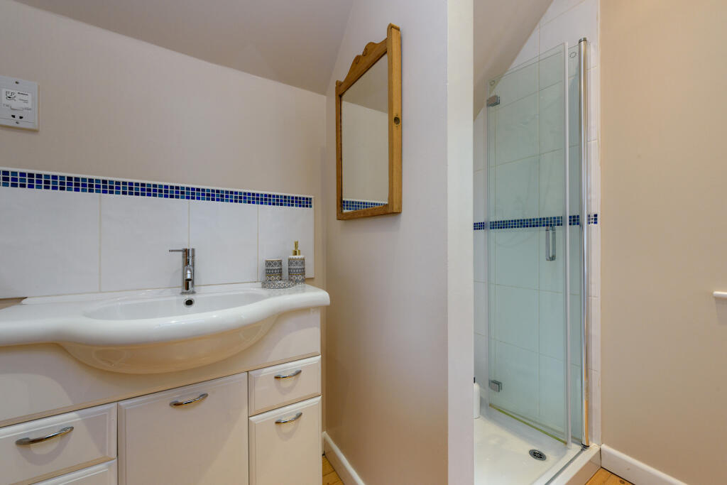 TEK HiRes 240422 030